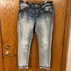 Miss Me jeans sz 31 mid rise easy ankle skinny